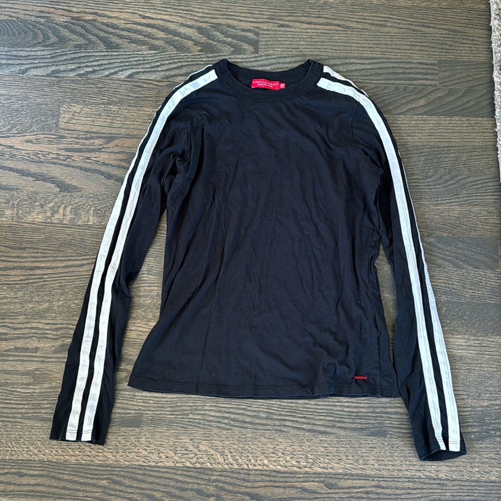 N:PHILANTHROPY Top - M